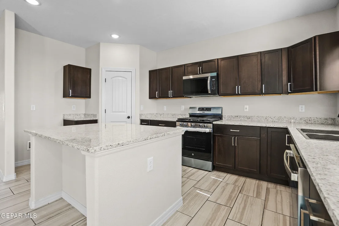 Photo of 10612 Hidden Arch Place