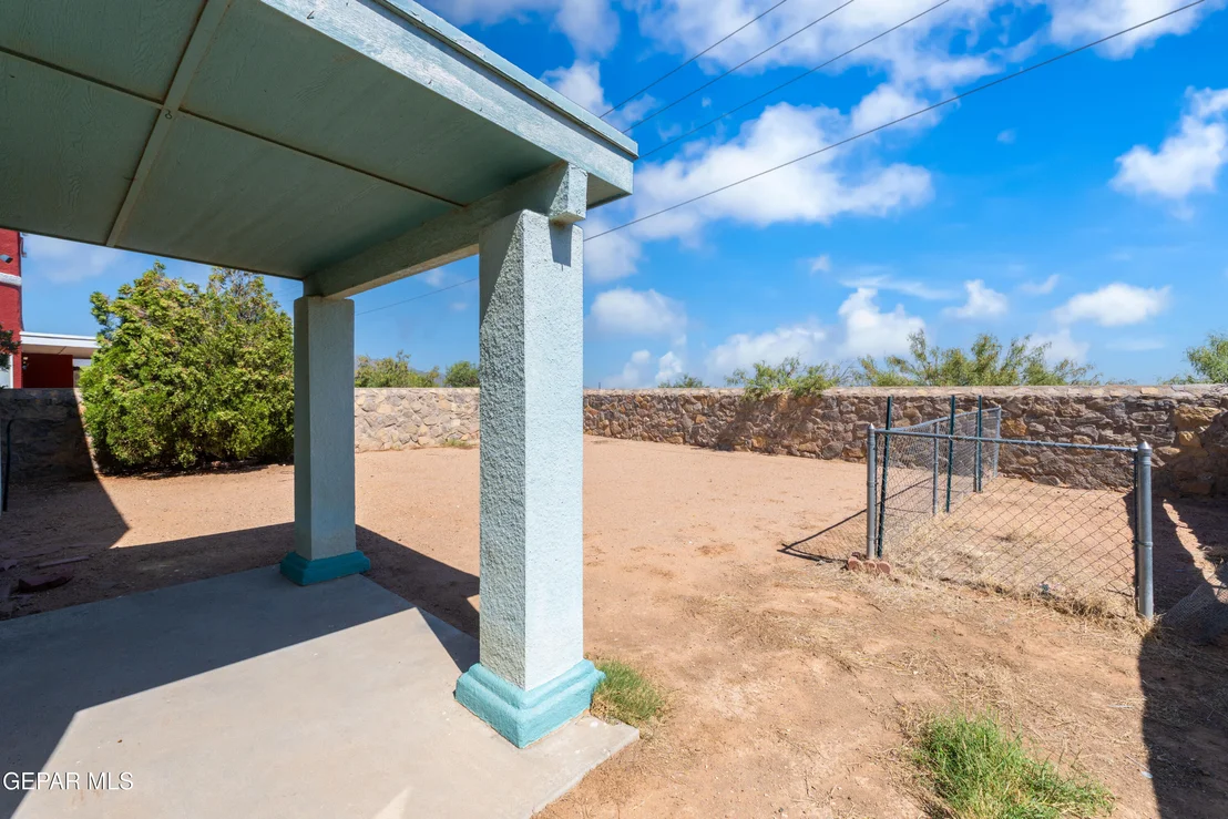 Photo of 6233 Kings Bridge Drive