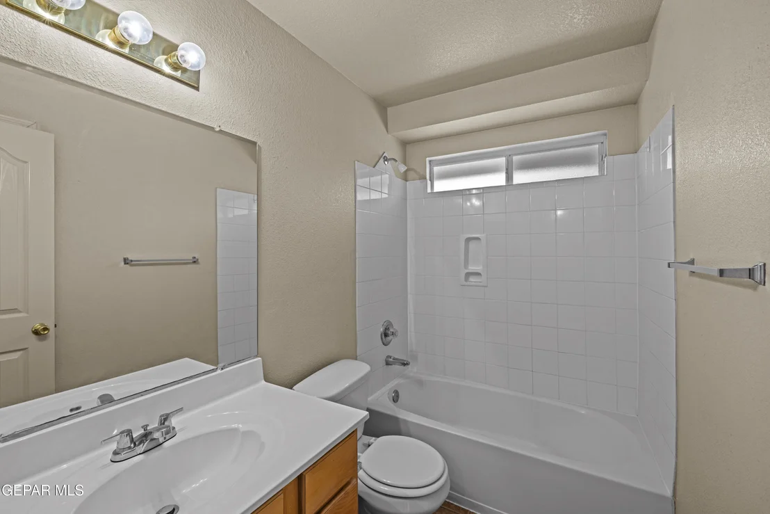Photo of 10817 WALDEN POND Street