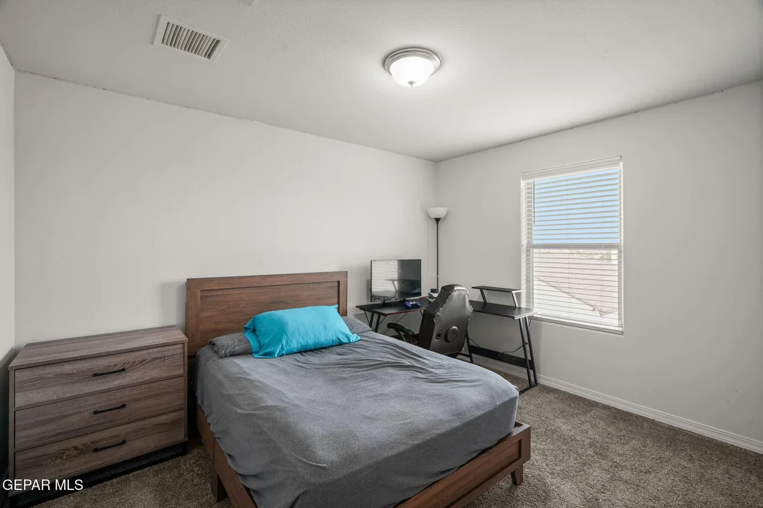 Photo of 5464 Stonehill Drive