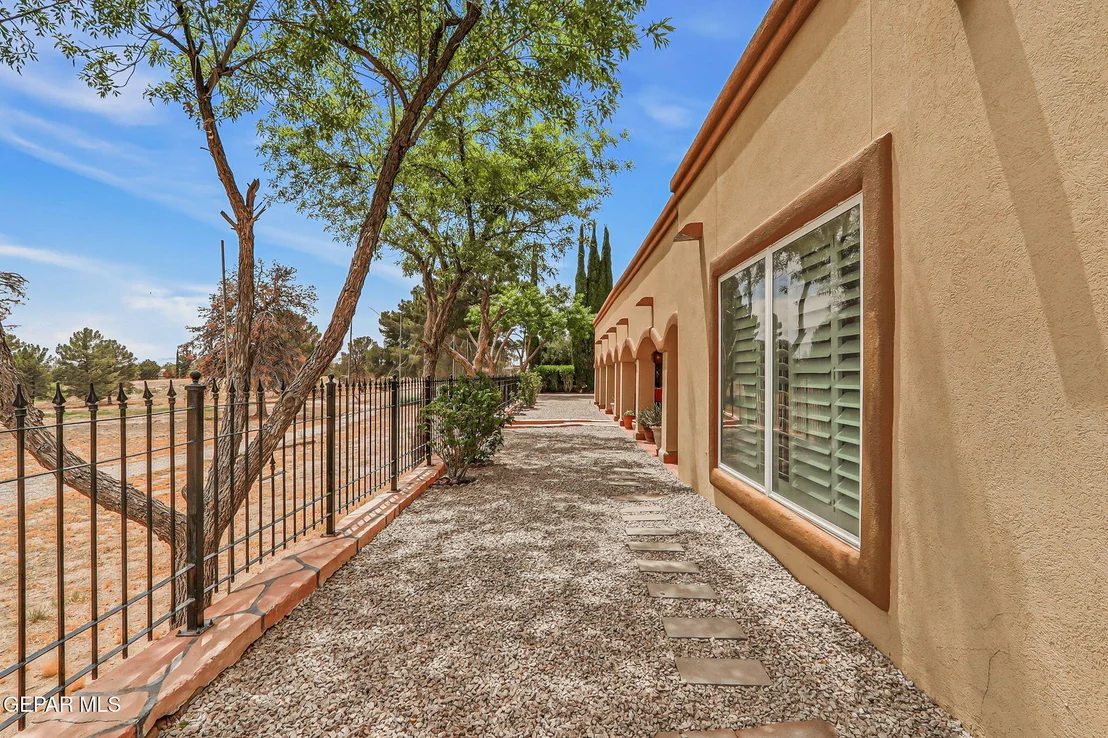 Photo of 11032 DON JANUARY Drive