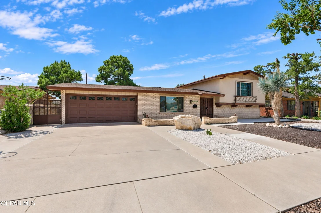 Photo of 8808 SHAVER Drive