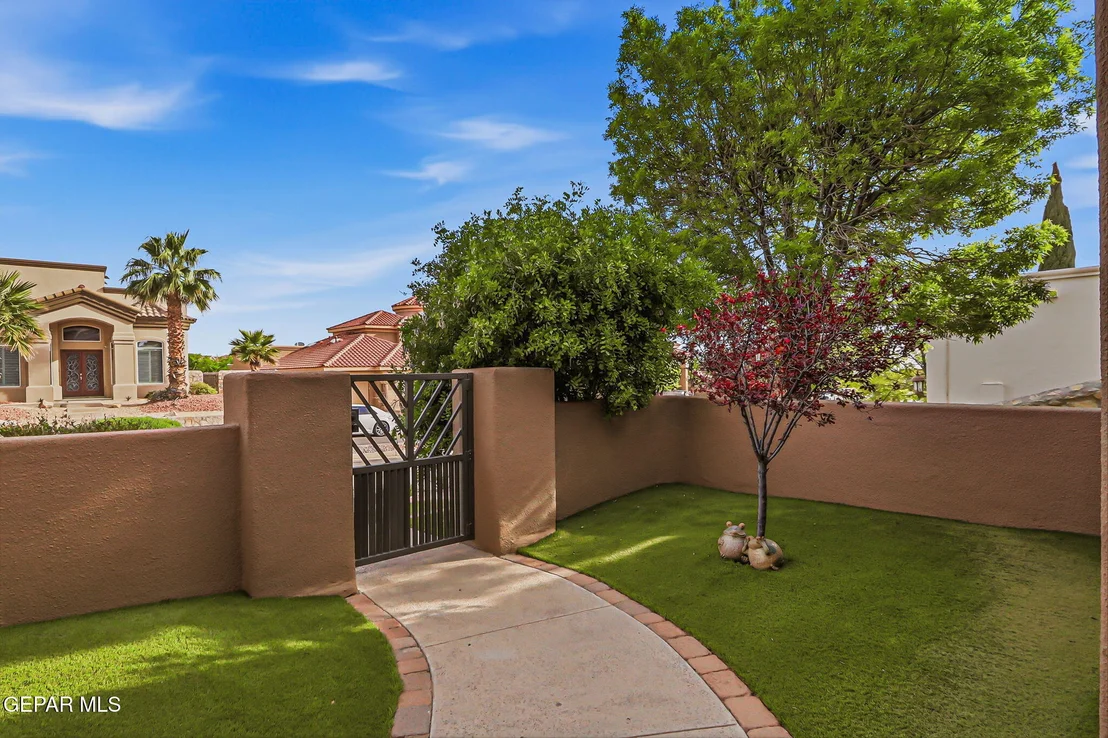 Photo of 1133 CALLE LOMAS Drive