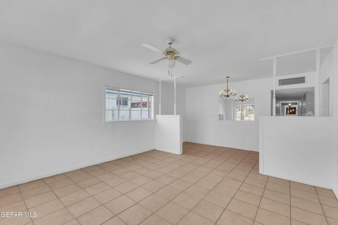 Photo of 1304 WAINWRIGHT Drive
