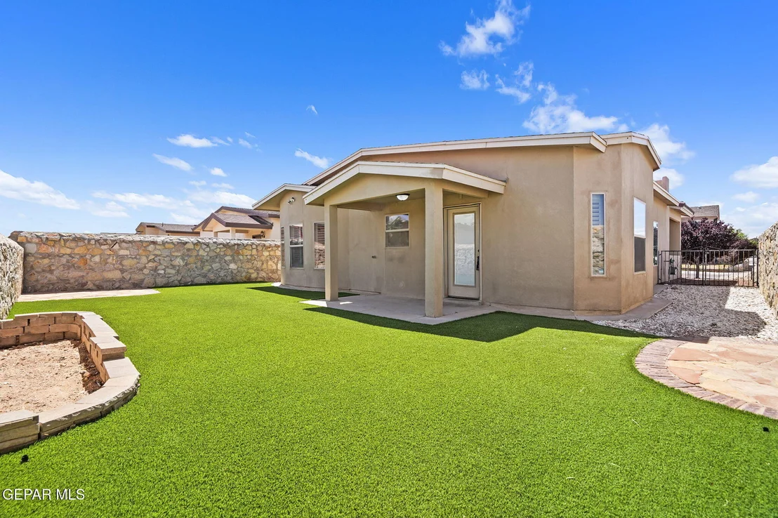 Photo of 3848 LOMA BRISA Drive