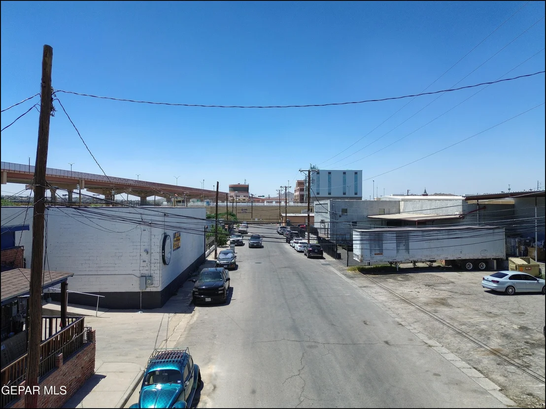 Photo of 504 CANAL Road