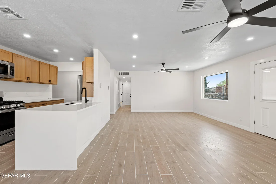 Photo of 2021 Solano Drive