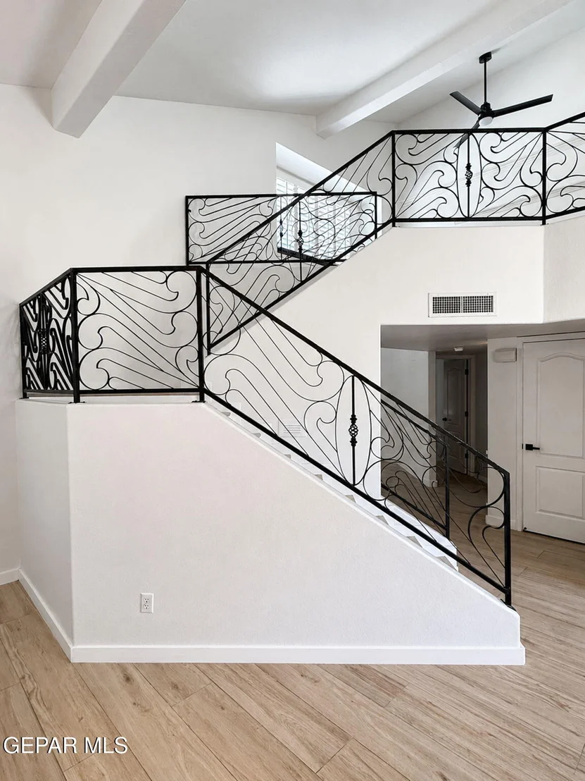 Photo of 6633 WIND RIDGE Drive