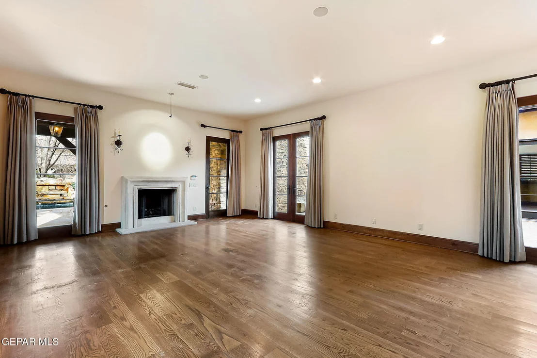 Photo of 4848 Villa Encanto