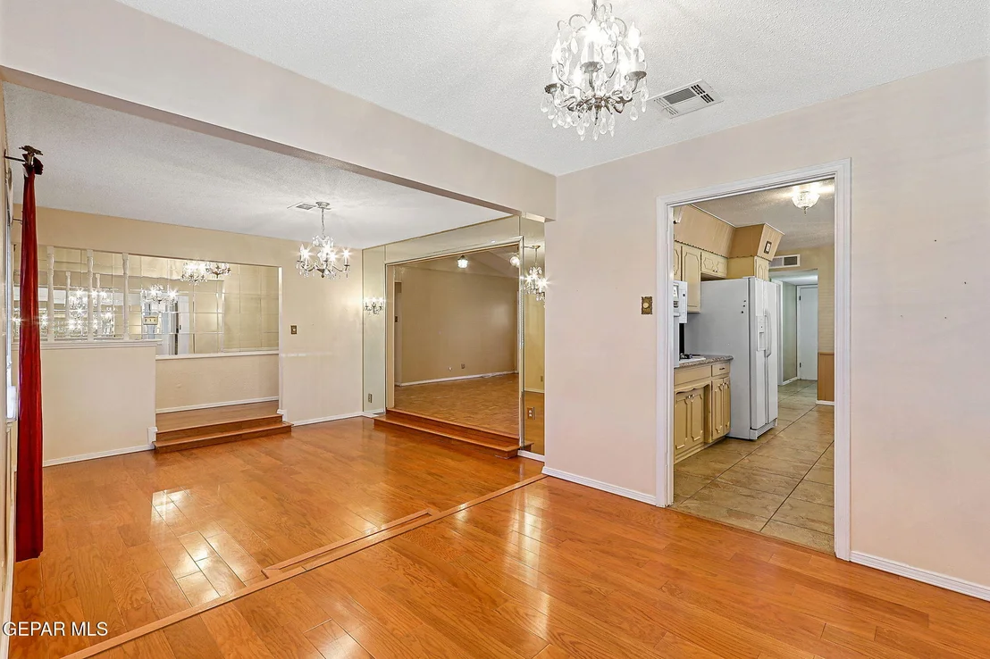 Photo of 9000 MCCABE Drive
