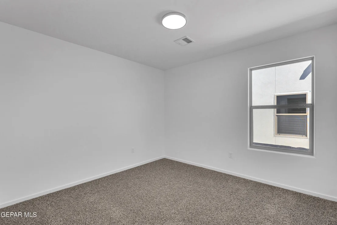 Photo of 15248 Imagine Drive