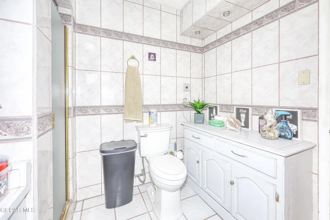 Photo of 1629 SAINT JOHNS Drive
