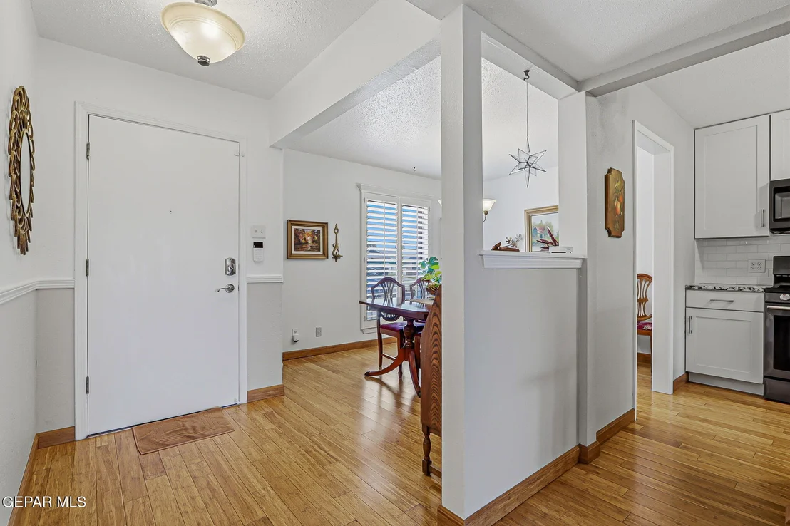 Photo of 3128 Mc Lean Street