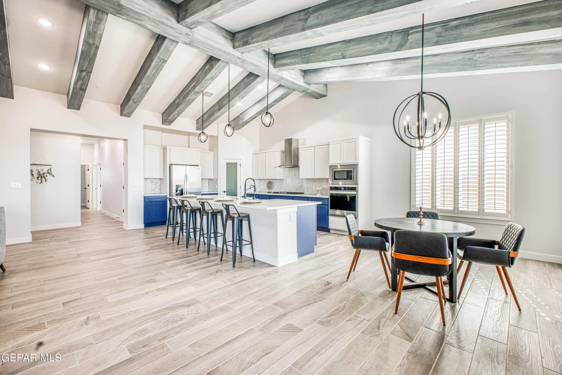 Photo of 309 Blue Valley
