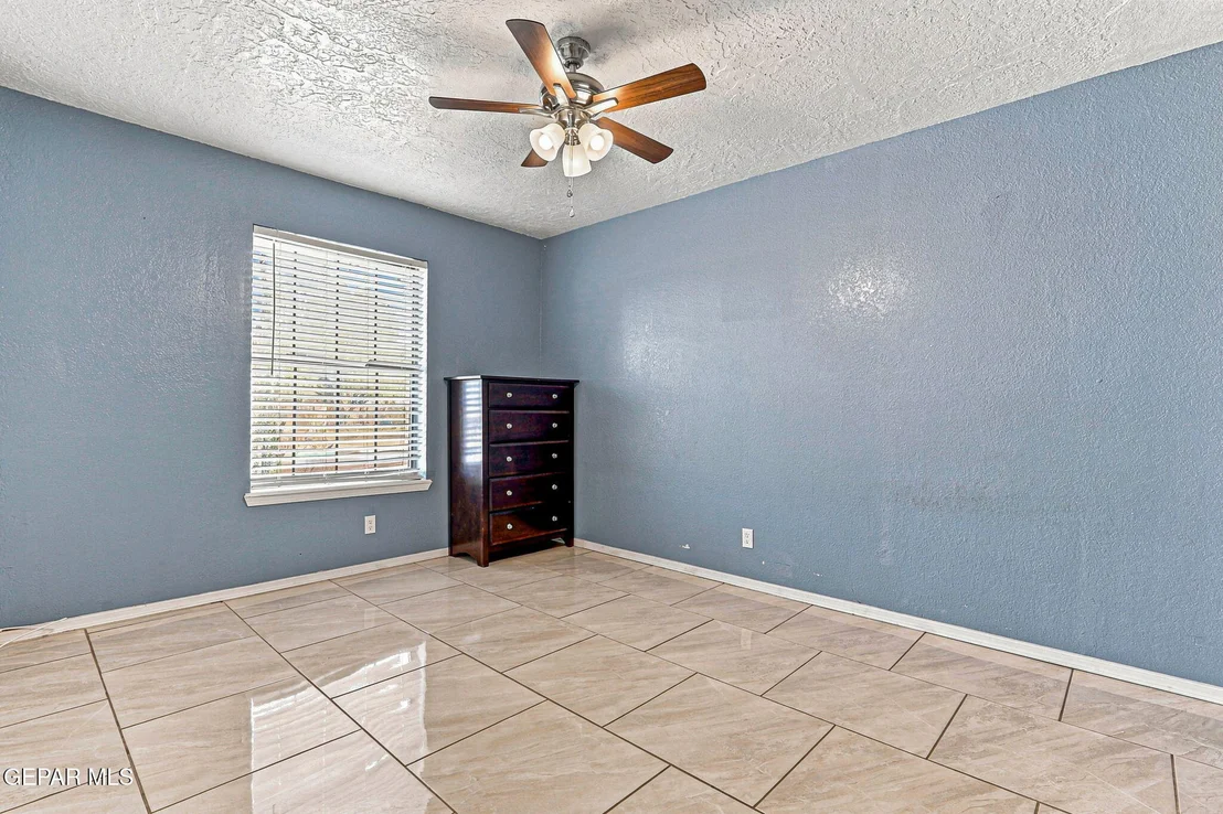 Photo of 125 LA NELL Drive