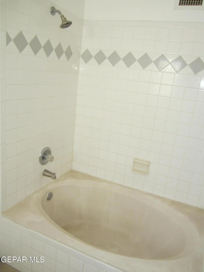 Photo of 7123 Oval Rock Drive