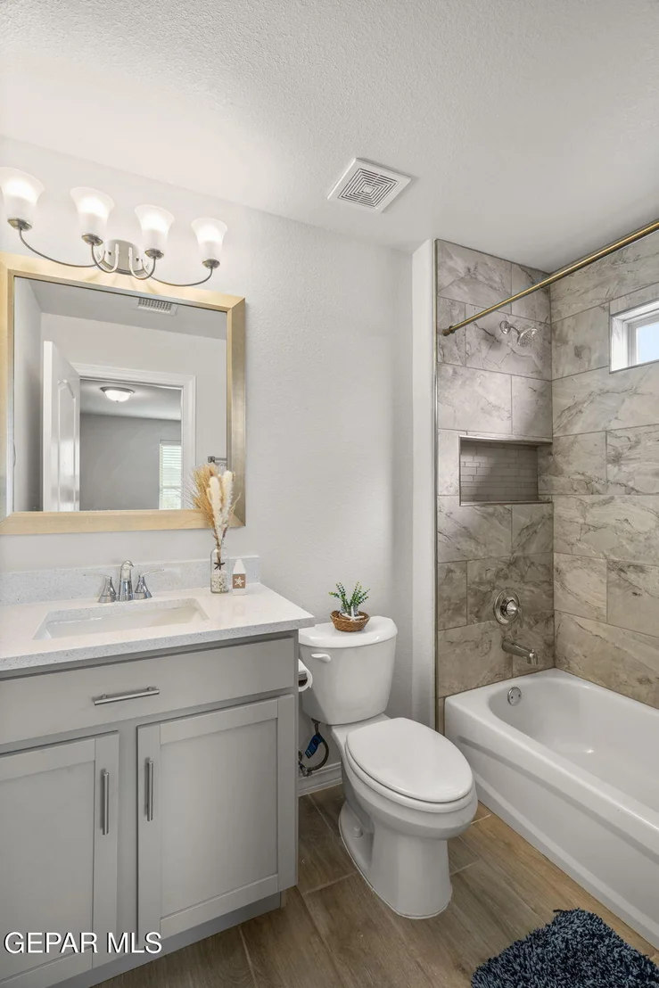Photo of 5464 Stonehill Drive