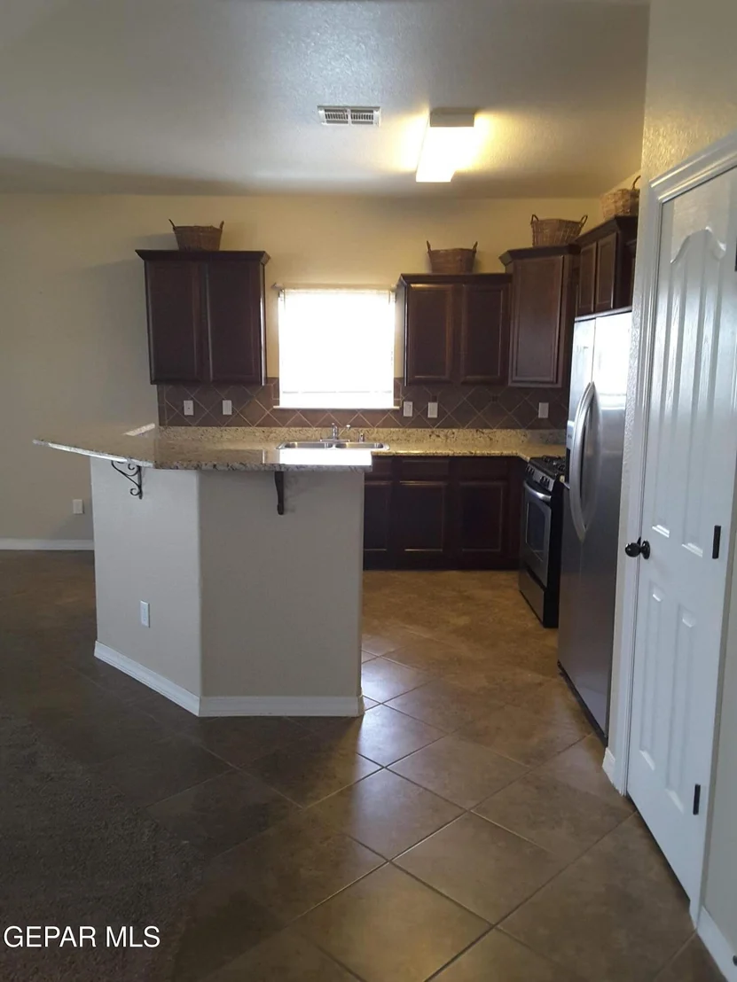 Photo of 356 EMERALD ACRES Street
