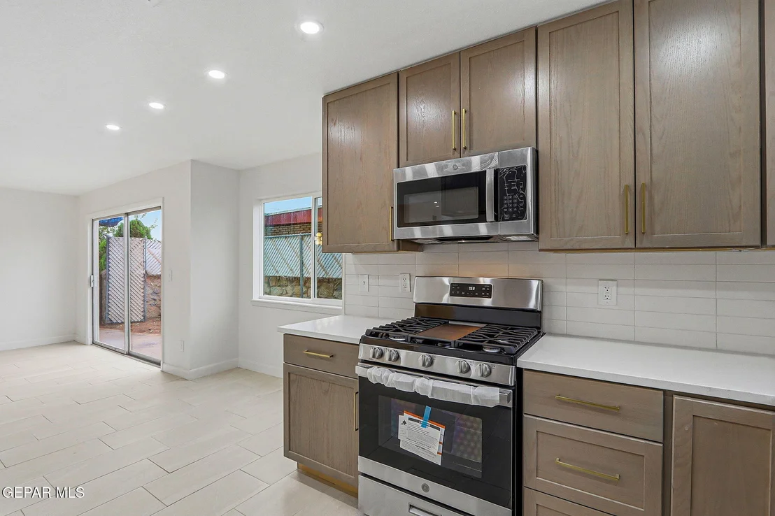 Photo of 709 FRONTERA Road