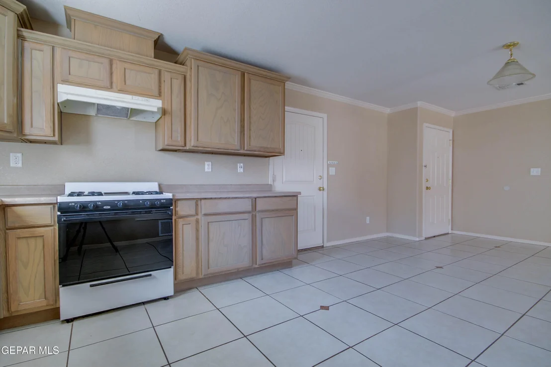 Photo of 14353 SPANISH POINT Drive