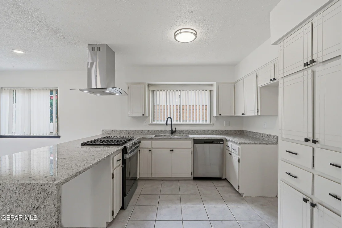 Photo of 3216 Beachcomber Drive