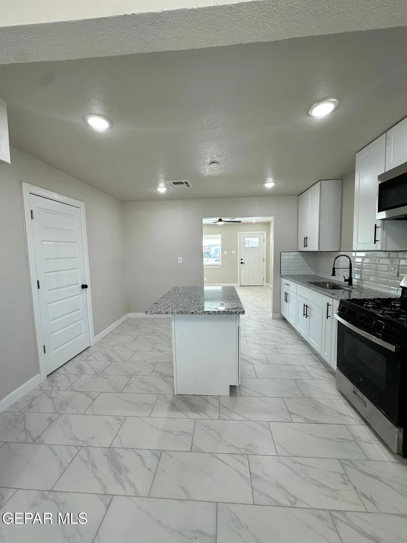 Photo of 7216 Amethyst Road