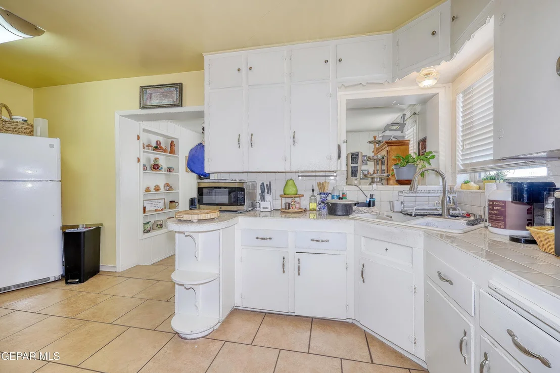 Photo of 1629 SAINT JOHNS Drive
