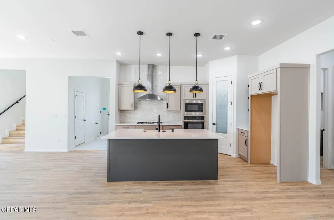 Photo of 1838 Pommel Place