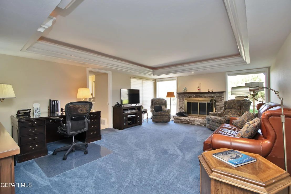 Photo of 517 Stonebluff Road