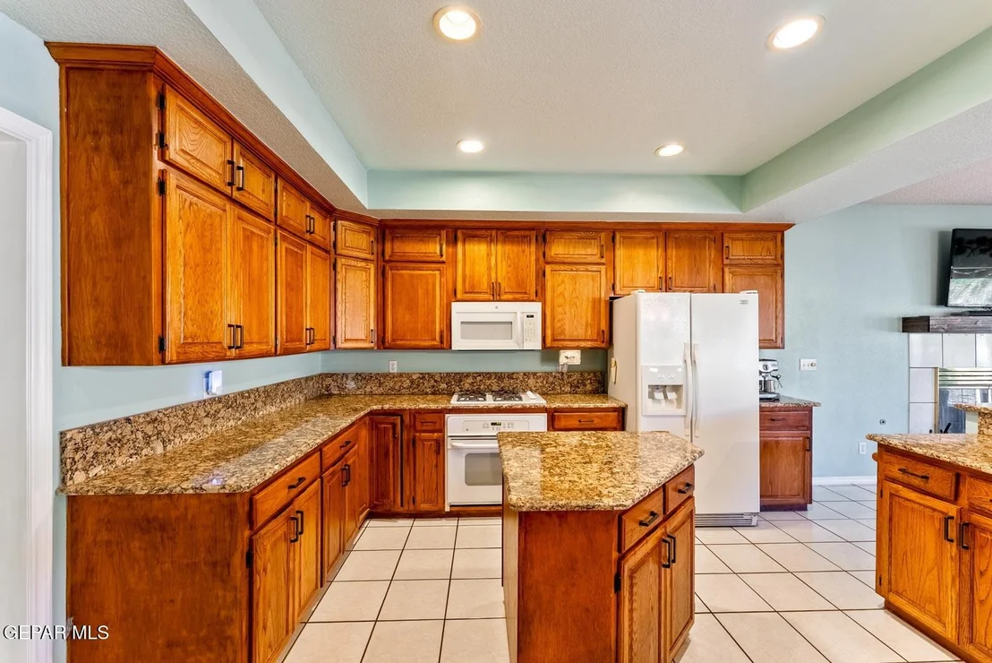 Photo of 1111 Sun Ridge Drive