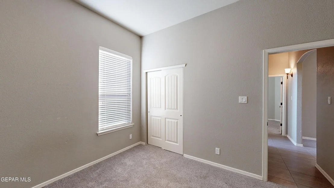 Photo of 301 S MANZANITA Drive
