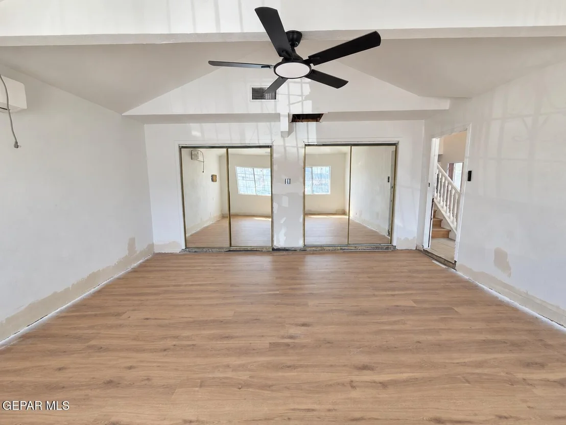 Photo of 11829 HENRY PHIPPS Drive