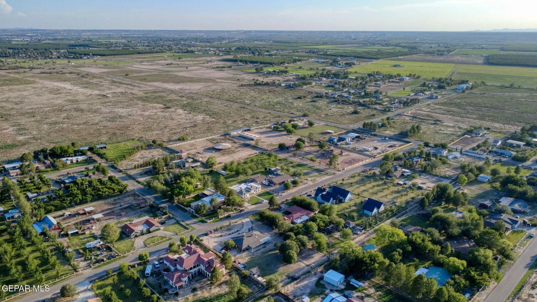 Photo of 125 LA NELL Drive