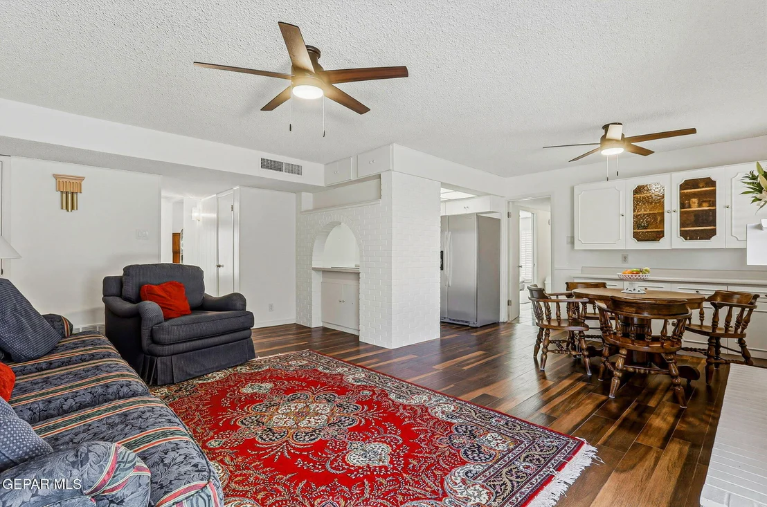 Photo of 301 NORTHWIND Drive