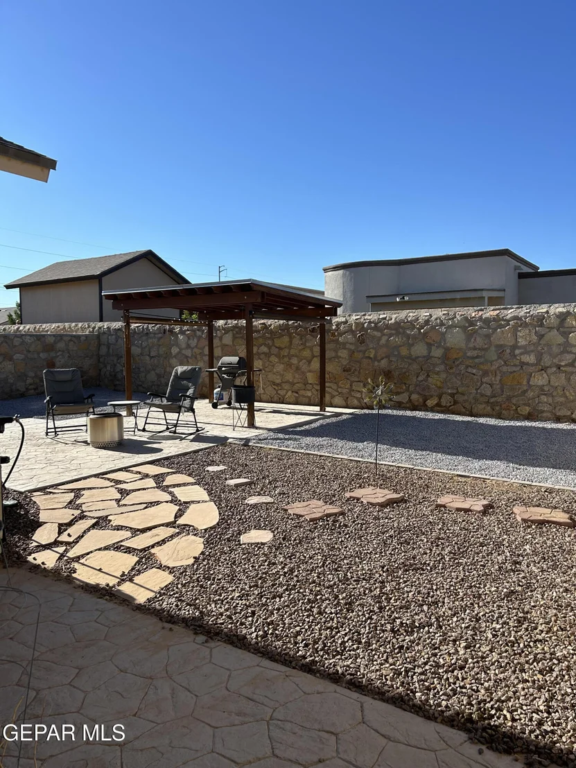 Photo of 14968 Boer Trail Avenue