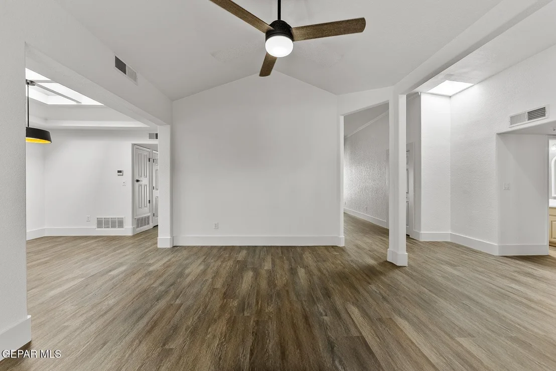 Photo of 6637 WIND RIDGE Drive