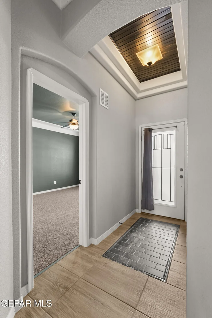 Photo of 654 DARLINGTON Drive