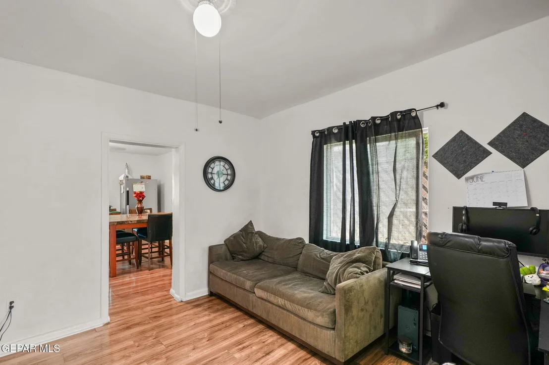 Photo of 120 PENDALE Road