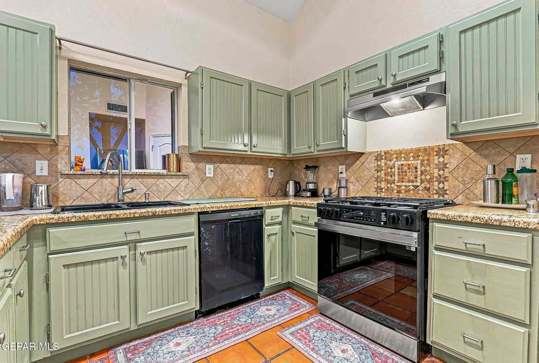 Photo of 6429 FRANKLIN RIDGE Drive