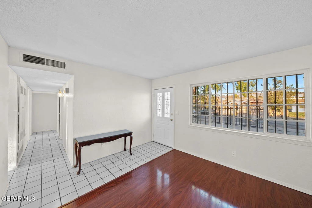 Photo of 220 PYRITE Drive