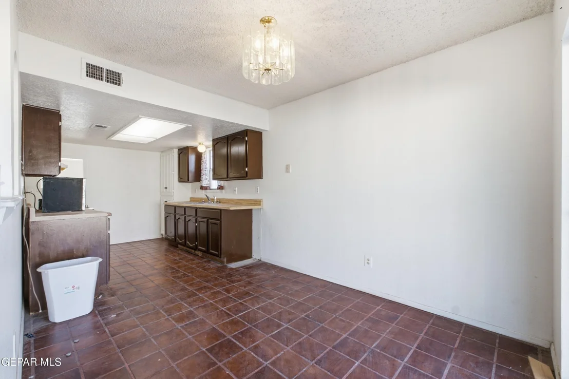 Photo of 1530 BOB SMITH Drive