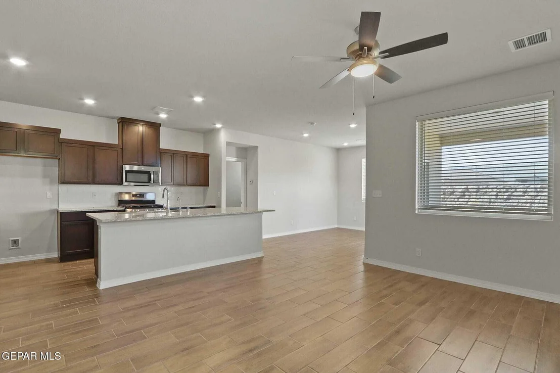 Photo of 14469 Desert Wind Drive