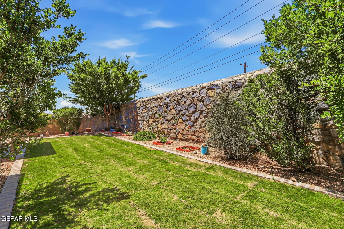Photo of 7609 RED CEDAR Drive