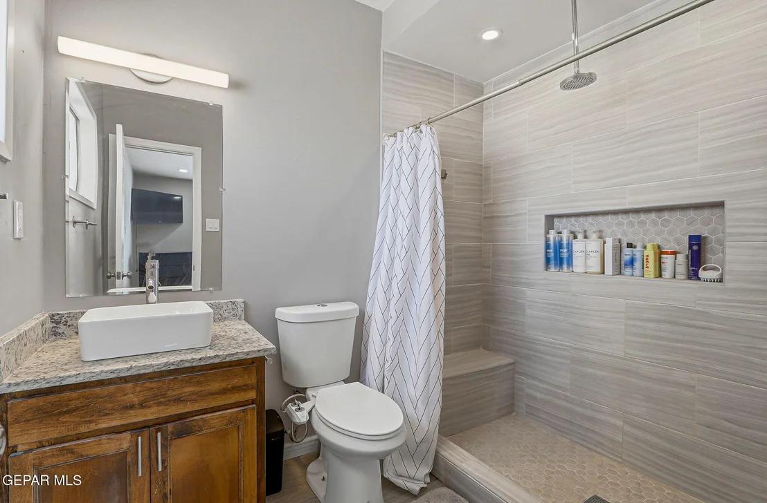 Photo of 313 MARDI GRAS Drive