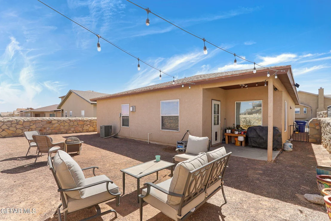 Photo of 7309 MESQUITE FLOR Drive