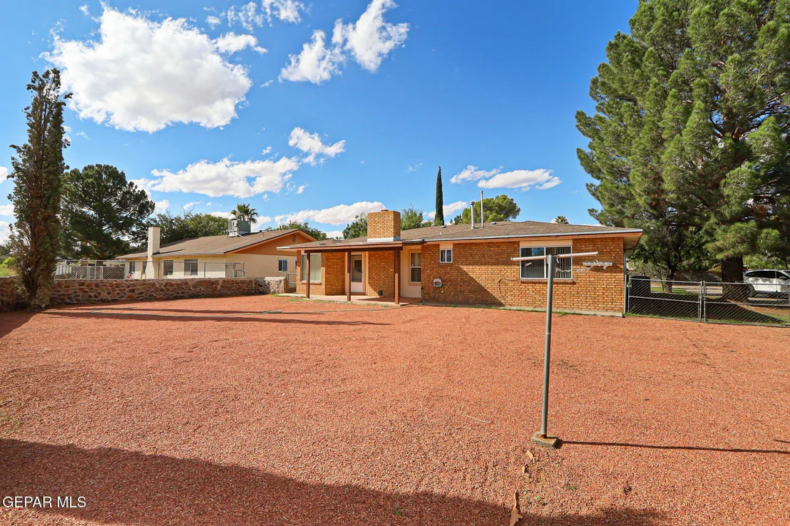 Photo of 124 Serrania Drive