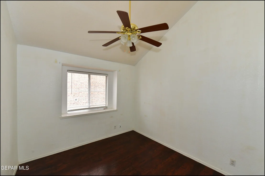 Photo of 7737 PLAZA AZUL Road