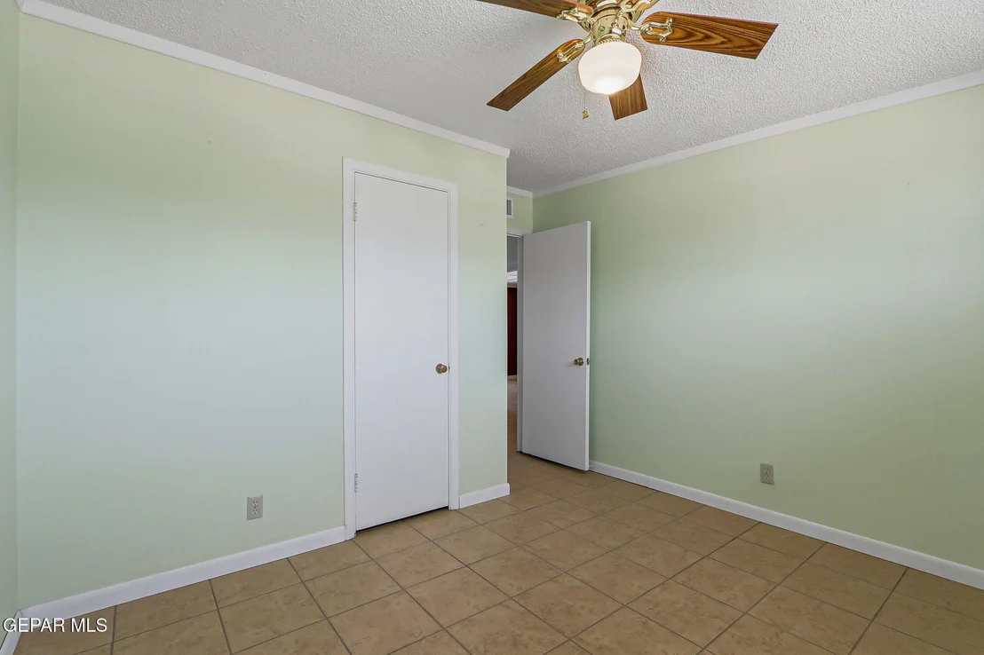 Photo of 10161 BERMUDA Avenue