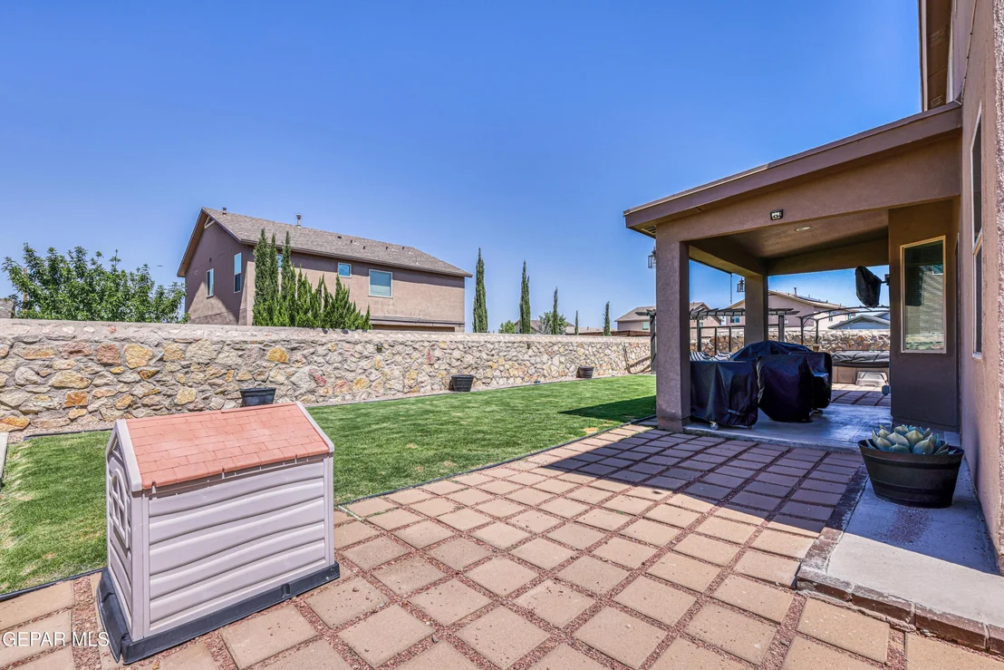 Photo of 6553 GEYSER Drive