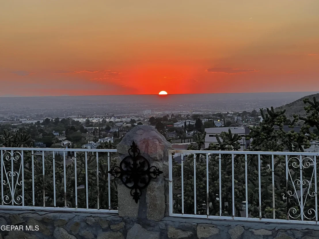 Photo of 7225 Rochester Drive
